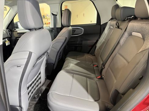 Used 2025 Ford Bronco Sport Badlands w/ Badlands Tech Package AWD/4WD image 23