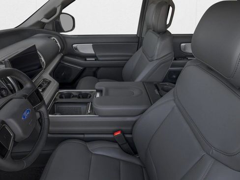 New 2026 Ford Expedition Active AWD/4WD image 6