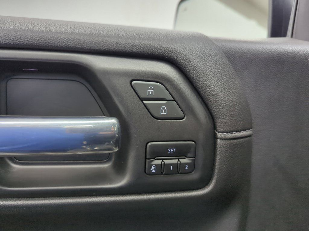 Used 2020 GMC Sierra 1500 Denali w/ Denali Ultimate Package AWD/4WD image 9
