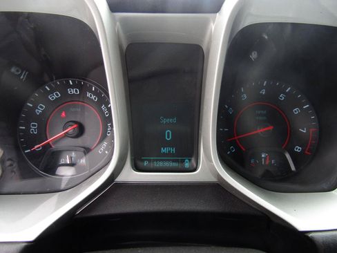 Used 2014 Chevrolet Camaro LT RWD image 15