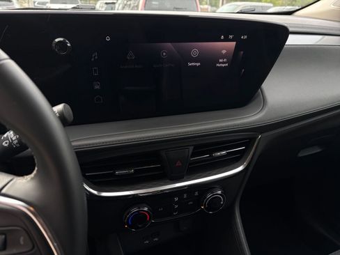 Used 2025 Buick Encore GX Preferred image 25