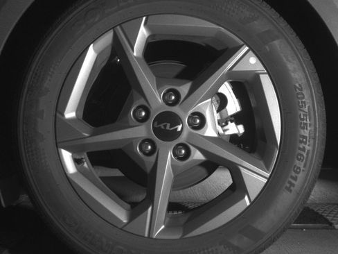 Used 2025 Kia K4 FWD image 11