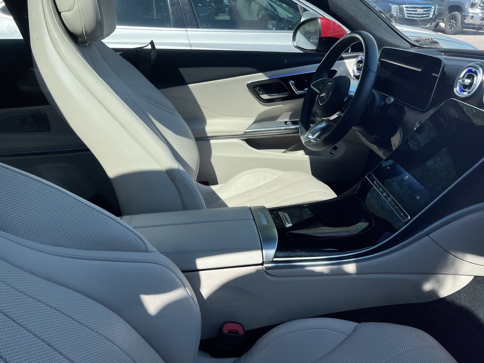 Used 2024 Mercedes-Benz CLE 300 4MATIC Coupe image 7