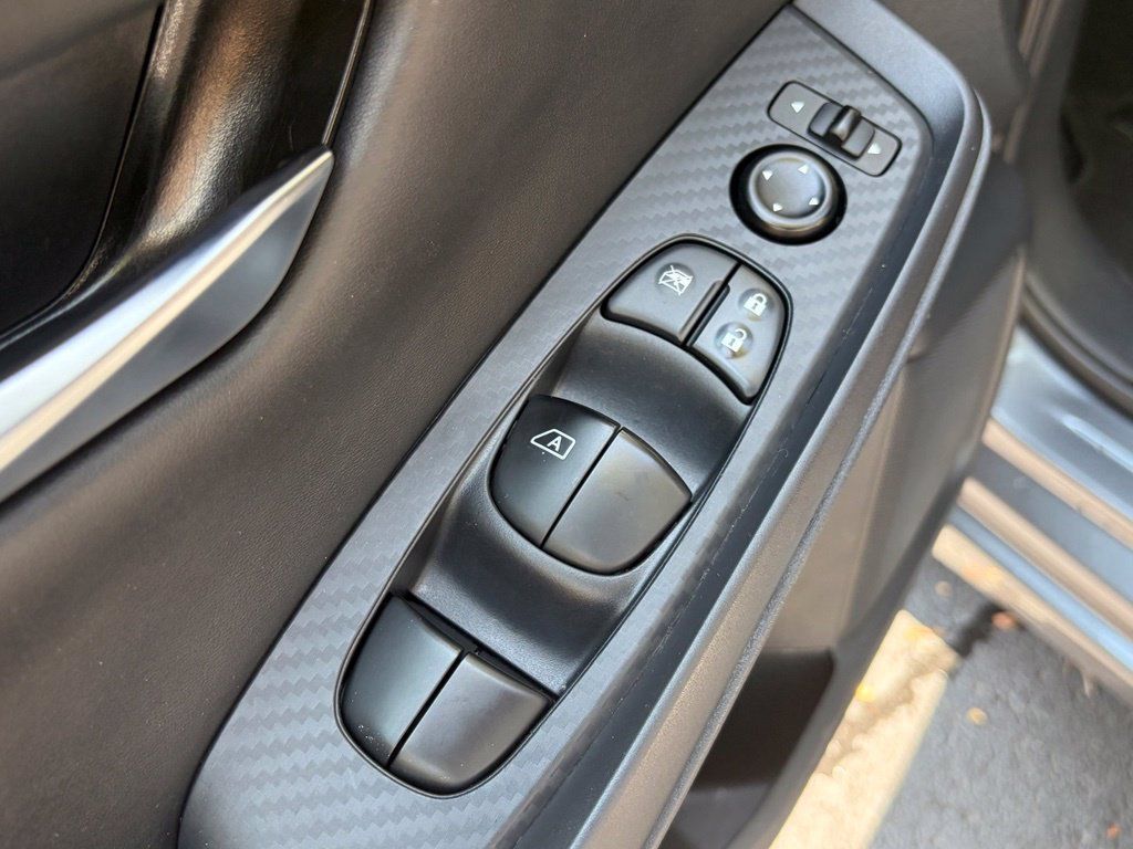 Used 2022 Nissan Sentra S FWD image 22