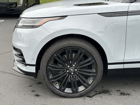 Used 2026 Land Rover Range Rover Velar Dynamic SE AWD/4WD image 11