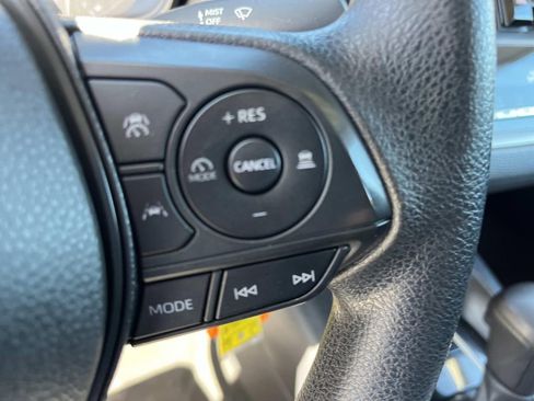 Used 2023 Toyota Corolla LE image 29