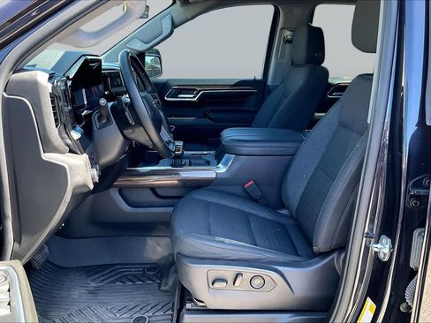 Used 2023 Chevrolet Silverado 1500 LT Trail Boss AWD/4WD image 8