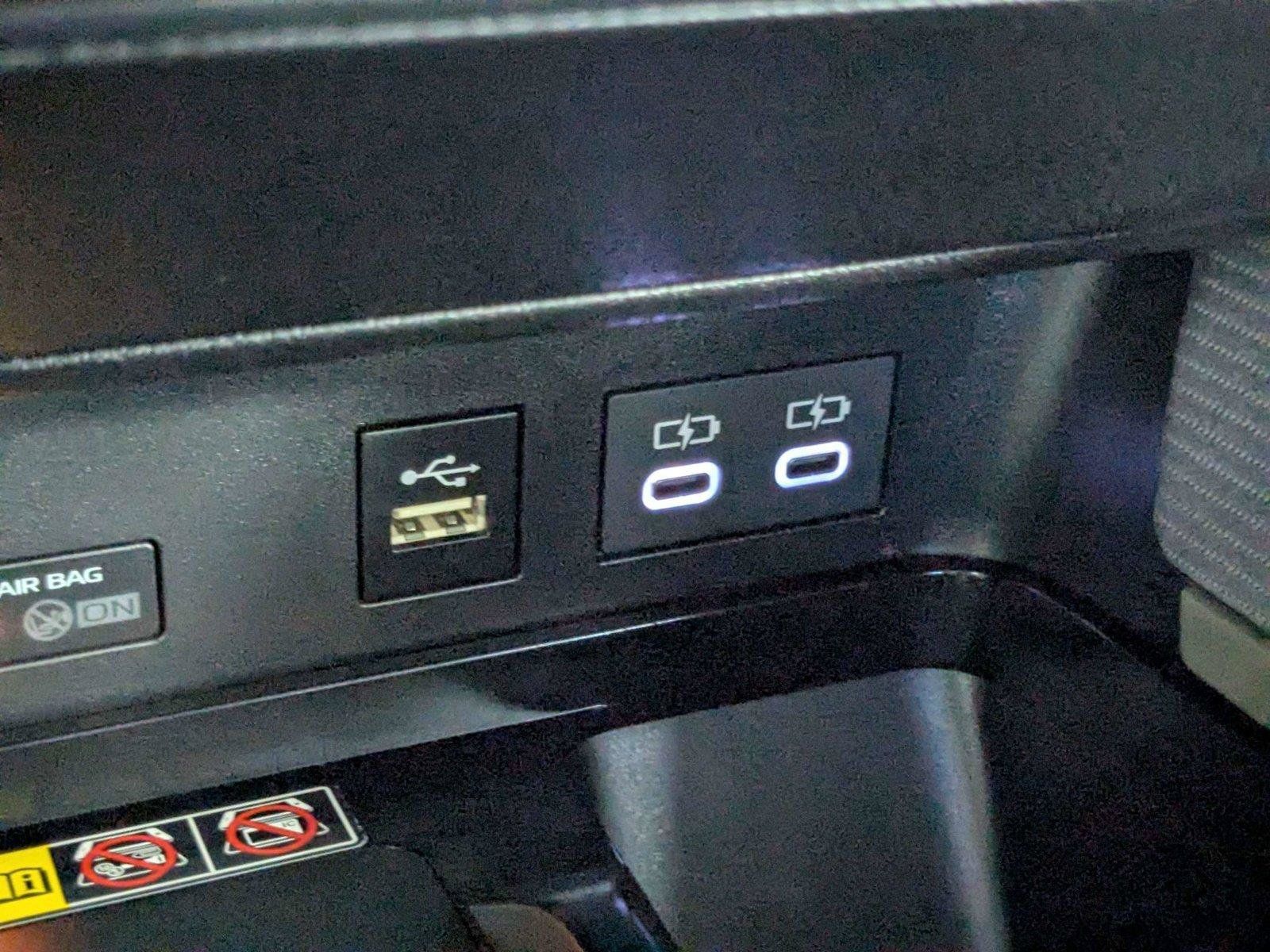 Used 2026 Toyota Camry SE w/ Convenience Package FWD image 22