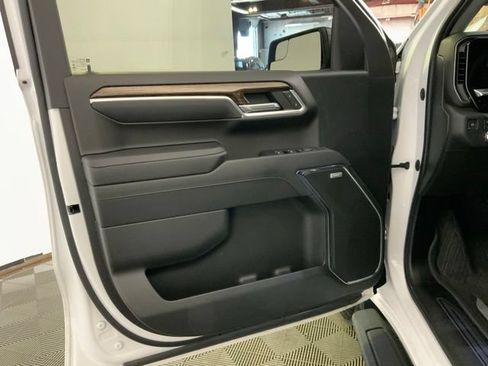Used 2023 GMC Sierra 1500 Elevation w/ Preferred Package AWD/4WD image 20