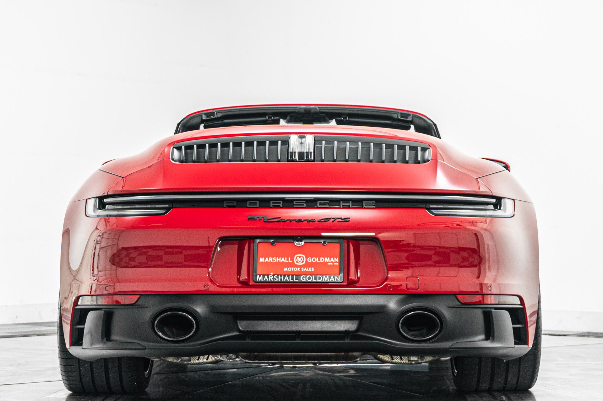 Used 2022 Porsche 911 Cabriolet image 8