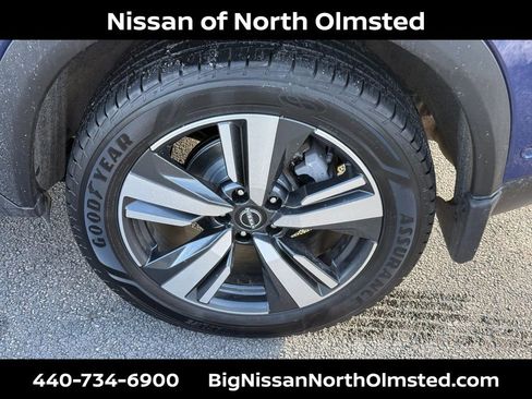 Certified 2022 Nissan Rogue Platinum w/ Head-Up Display Package image 30