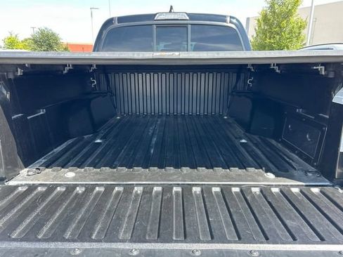 Used 2023 Toyota Tacoma SR AWD/4WD image 9