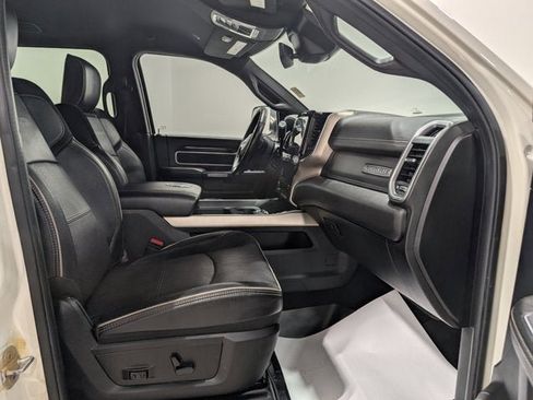 Used 2019 RAM 3500 Laramie image 19
