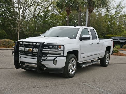 Used 2018 Chevrolet Silverado 1500 LTZ Z71 w/ LTZ Plus Package image 6