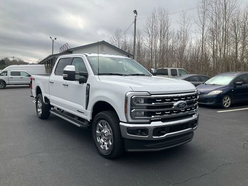 New 2026 Ford F250 Lariat w/ Chrome Package AWD/4WD image 3