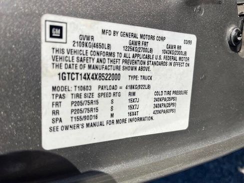 Used 1999 GMC Sonoma SLS w/ Marketing Option Pkg image 9