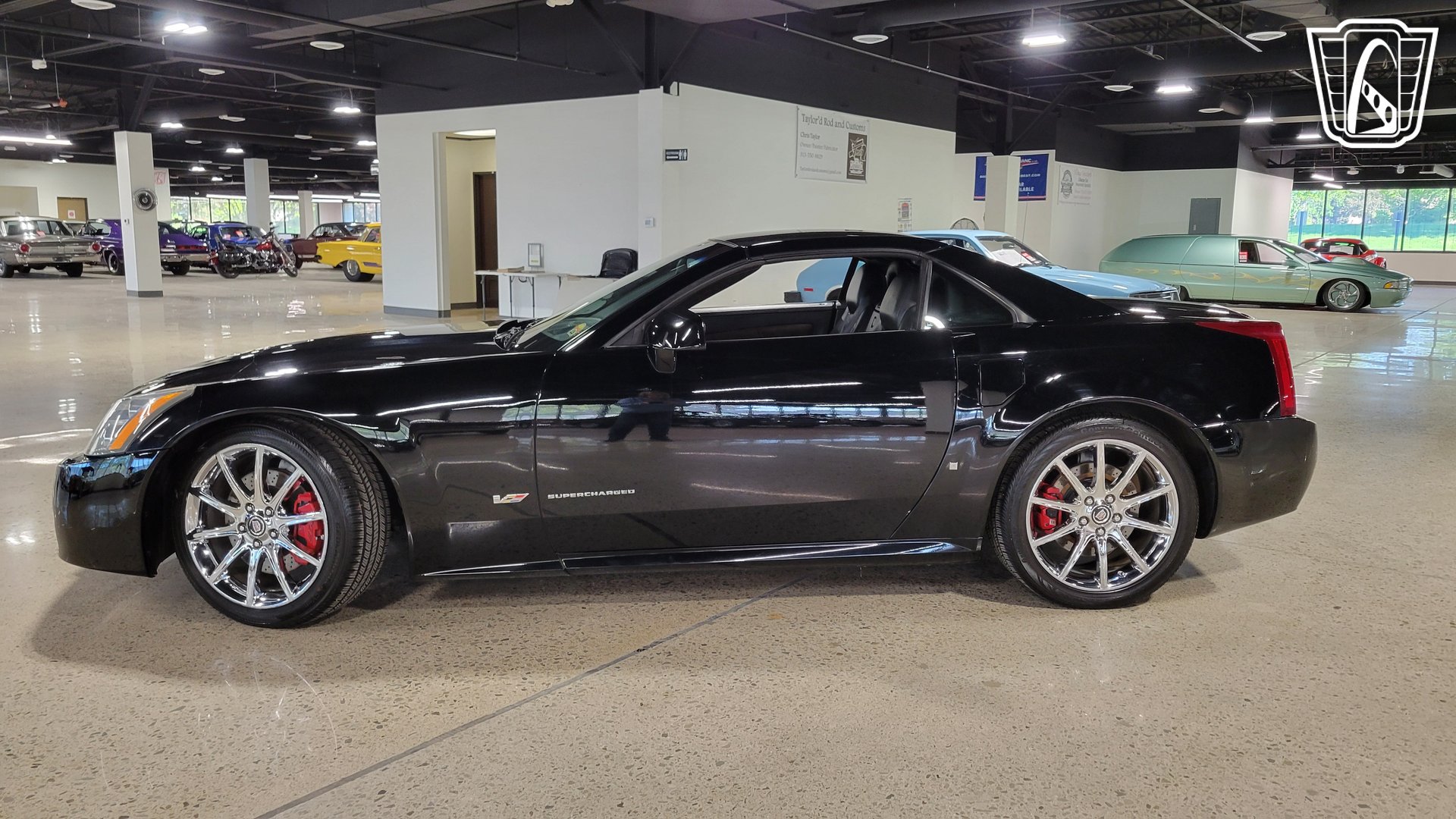 Used 2008 Cadillac XLR V RWD image 23