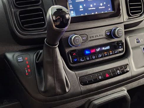 Used 2025 RAM ProMaster 2500 w/ Convenience Group FWD image 25