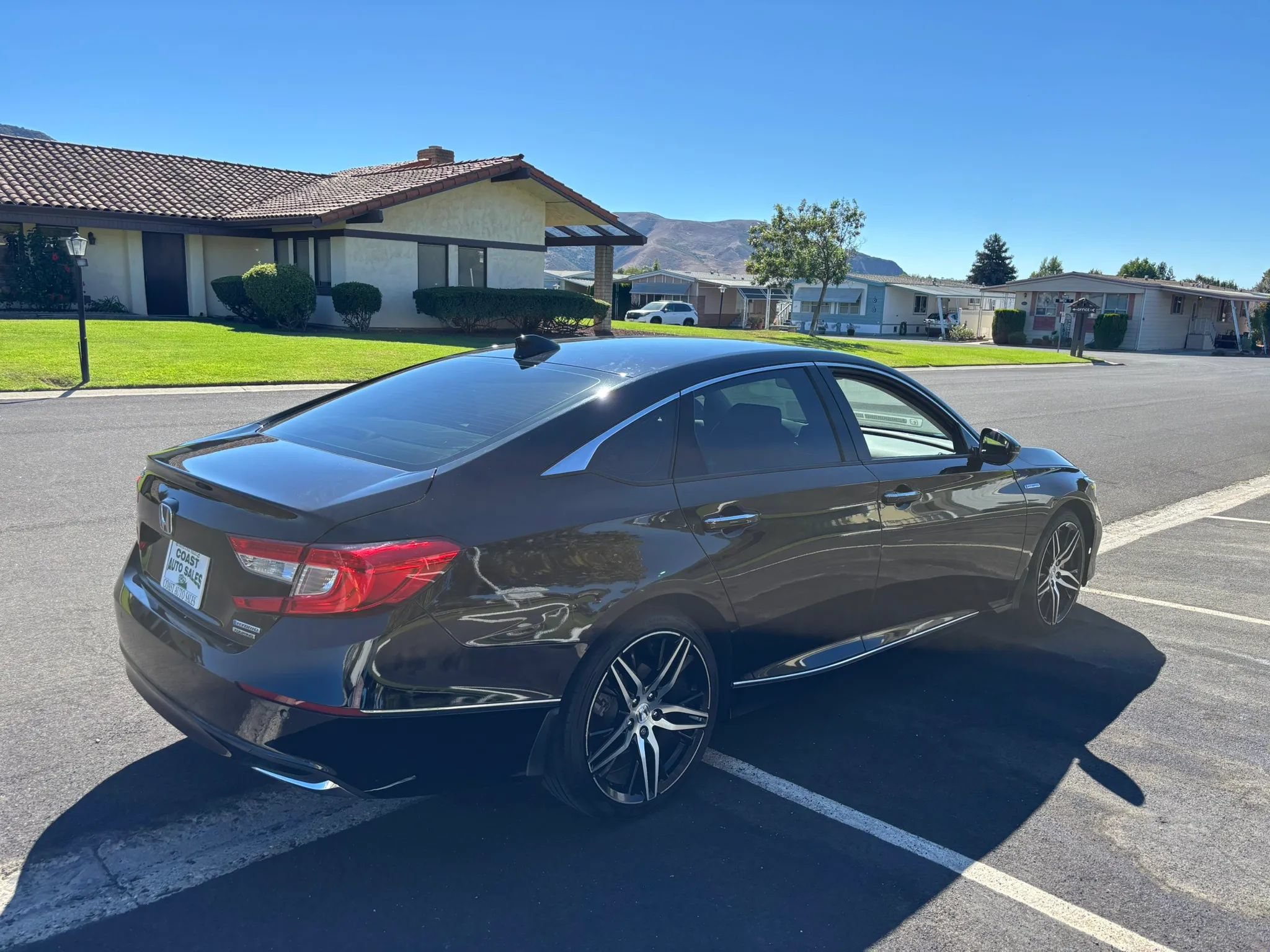 Used 2022 Honda Accord Touring image 6