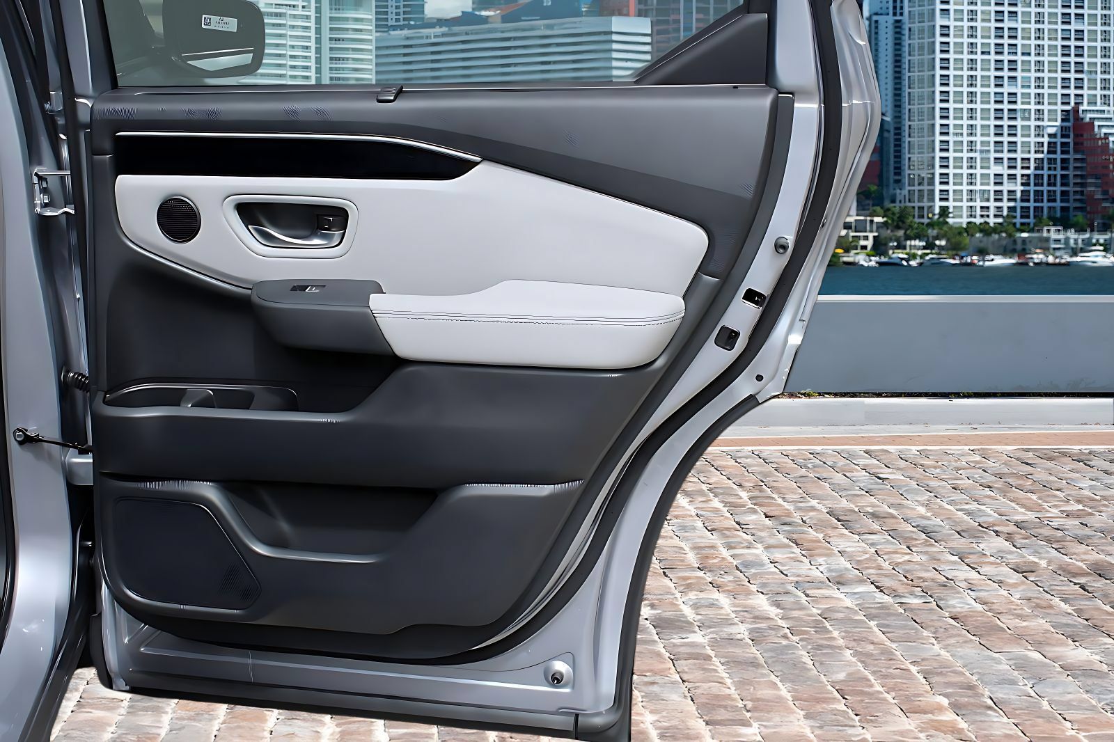 New 2025 Honda Pilot EX-L image 14