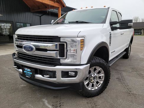 Used 2019 Ford F250 XLT w/ XLT Premium Package AWD/4WD image 1
