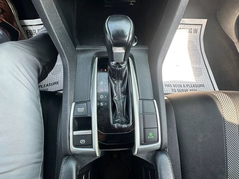 Used 2019 Honda Civic Sport image 16