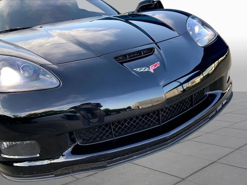 Used 2009 Chevrolet Corvette Z06 w/ Preferred Equipment Group RWD image 28
