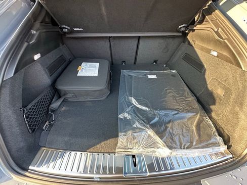 Used 2026 Porsche Cayenne E-Hybrid Coupe image 40