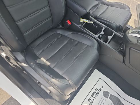 Used 2022 Honda CR-V EX-L image 10