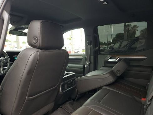 Used 2024 Chevrolet Silverado 1500 High Country RWD image 18