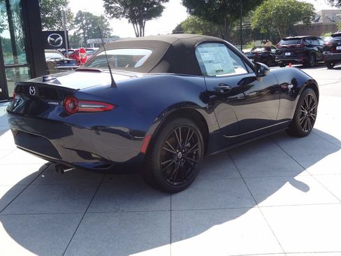 New 2026 MAZDA MX-5 Miata Club w/ Weather Package RWD image 33