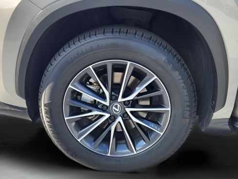 Used 2024 Lexus NX 250 FWD image 33