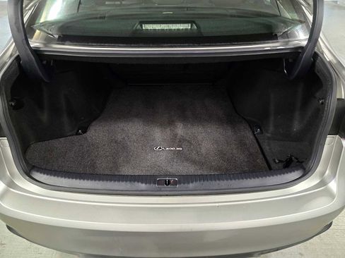 Used 2017 Lexus IS 350 AWD image 38