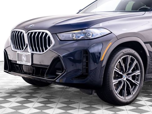 Used 2025 BMW X6 xDrive40i AWD/4WD image 38