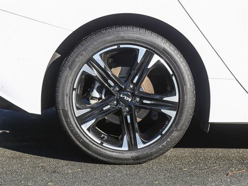 Used 2022 Kia K5 GT-Line image 13