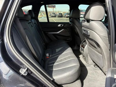 Used 2021 BMW X5 xDrive40i w/ M Sport Package AWD/4WD image 23