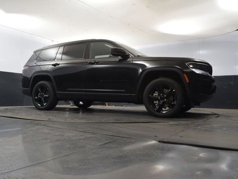 New 2025 Jeep Grand Cherokee L Altitude image 49