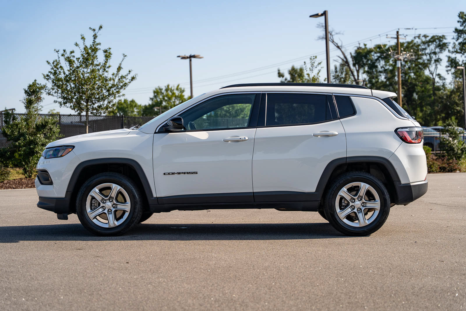 Used 2024 Jeep Compass Latitude AWD/4WD image 4
