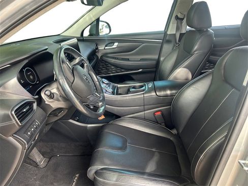 Used 2021 Hyundai Santa Fe Limited image 7