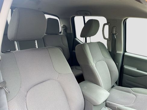 Used 2019 Nissan Frontier SV image 25