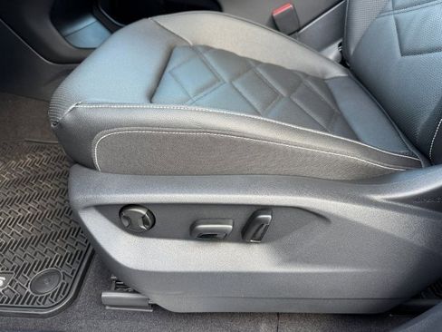 New 2026 Volkswagen Atlas SE image 11