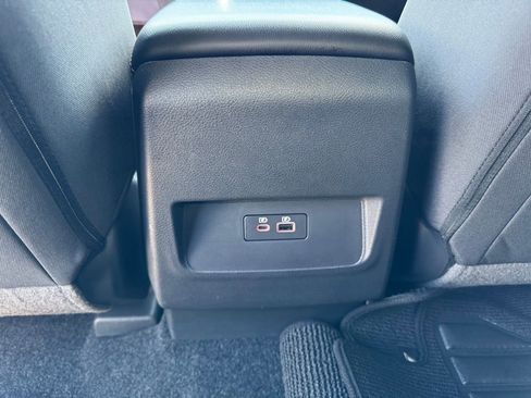 Used 2025 Nissan Frontier PRO-4X image 16