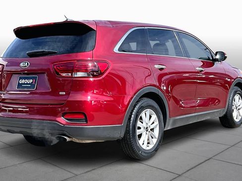 Used 2019 Kia Sorento LX image 13