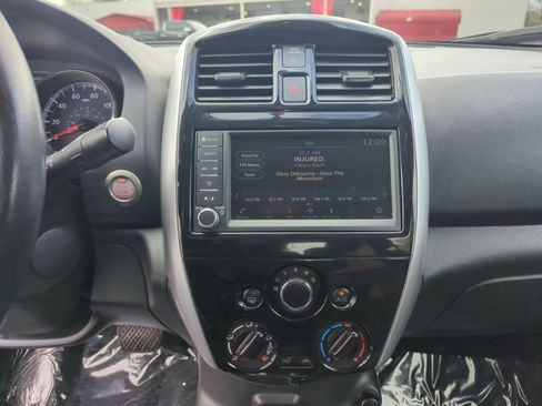 Used 2019 Nissan Versa SV w/ SV Special Edition Package image 16