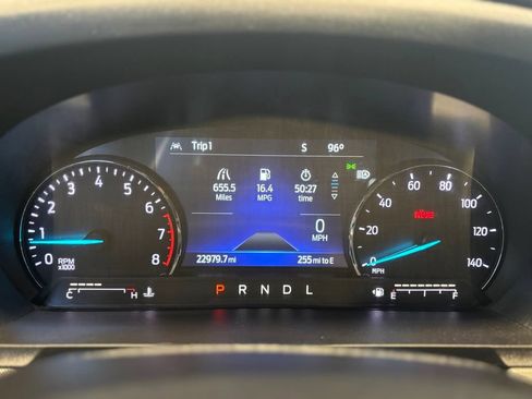 Used 2022 Ford Explorer XLT w/ Equipment Group 202A AWD/4WD image 14