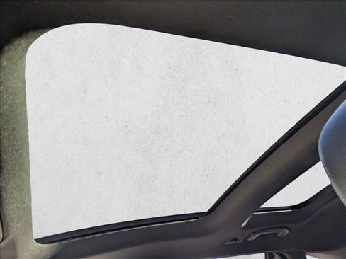 Used 2017 Mercedes-Benz GLC 300 4MATIC image 15