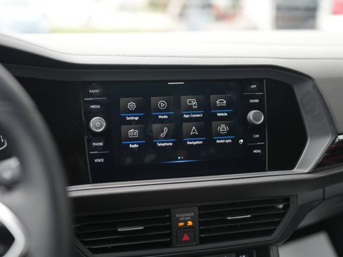 Used 2023 Volkswagen Jetta GLI Autobahn w/ GLI Black Package image 15