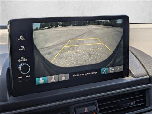 Used 2024 Honda Pilot EX-L image 13