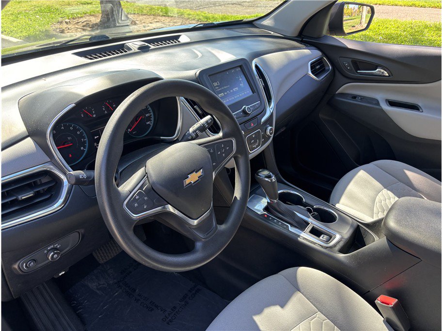 Used 2018 Chevrolet Equinox LS FWD image 12