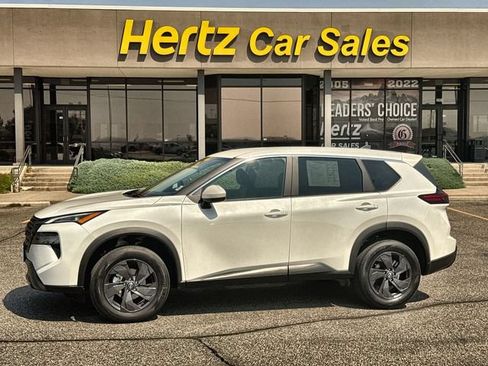 Used 2026 Nissan Rogue SV AWD/4WD image 1